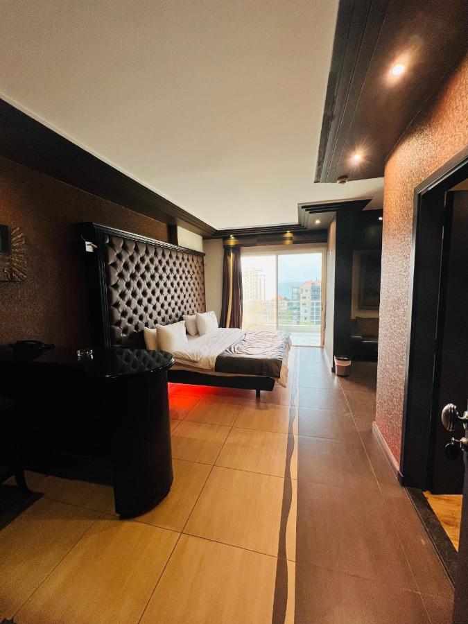 Dolls Hotel By Eurostars (Adults Only) 朱尼耶 外观 照片