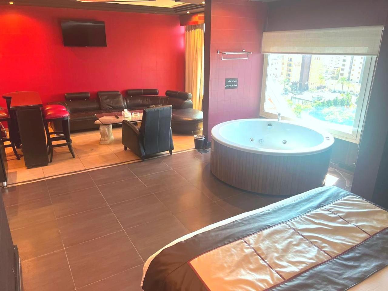 Dolls Hotel By Eurostars (Adults Only) 朱尼耶 外观 照片