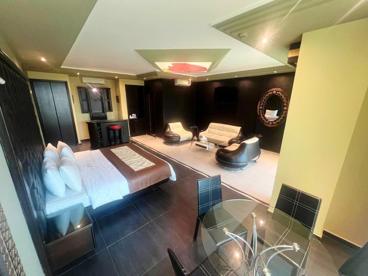 Dolls Hotel By Eurostars (Adults Only) 朱尼耶 外观 照片