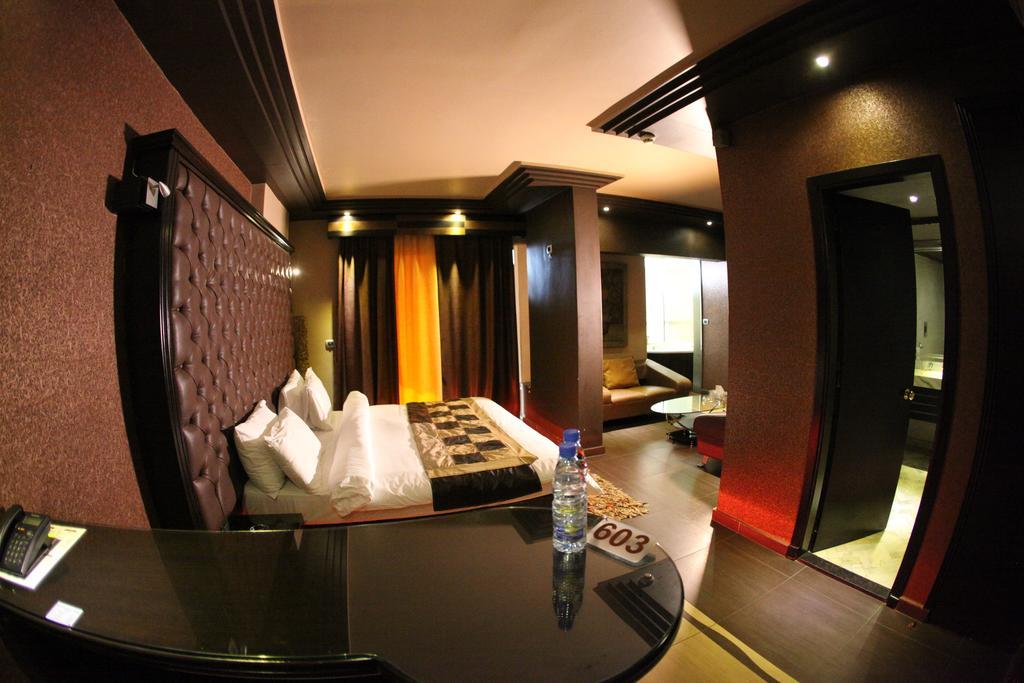 Dolls Hotel By Eurostars (Adults Only) 朱尼耶 外观 照片